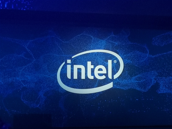 Intel内部评价AMD：这回是真的怕了