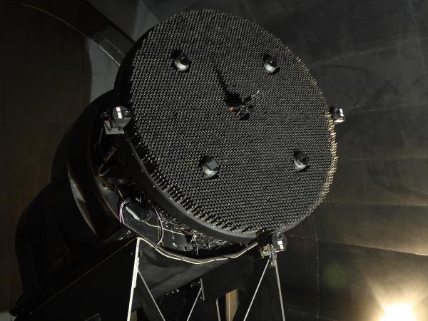 中国科学家发现70倍太阳质量黑洞 郭守敬望远镜立功