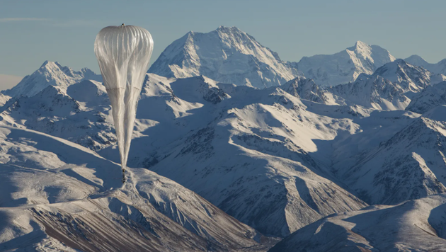 在Loon项目中控制气球飞行的人工智能学会了一种迎风航行的技术