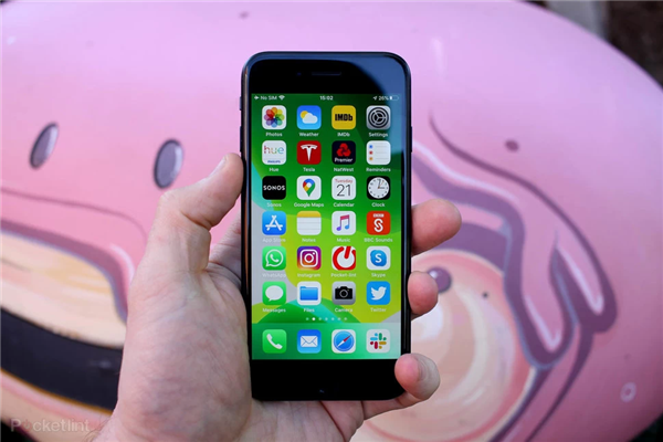 iPhone SE 3外观基本实锤！富士康旗下配件商已上架贴膜：4.7英寸屏