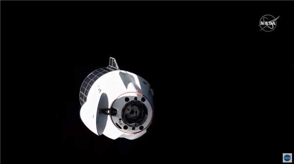 SpaceX龙飞船将搭4名宇航员重返地球：预计降落在佛罗里达州附近海域
