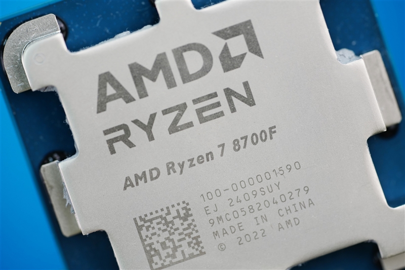 6K价位整机不二之选！AMD锐龙7 8700F评测：游戏、AI全方位战胜i5-14400F