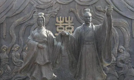 为什么在刘秀称帝之后，却将都城定在洛阳？（学到了）