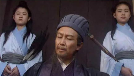 在诸葛亮隐居隆中时，诸葛瑾为何没有向孙权推荐过弟弟？（一看就会）