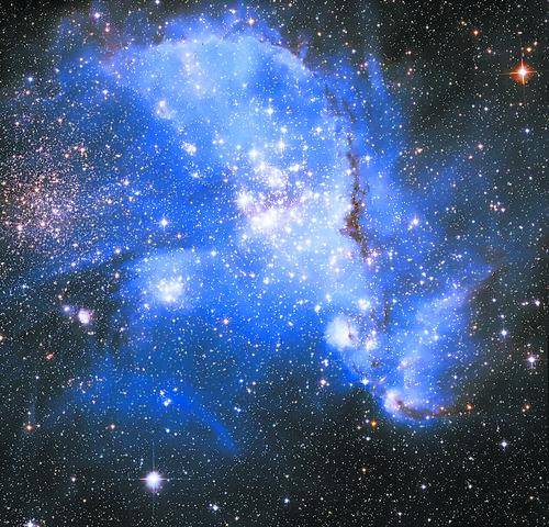 磁性大质量恒星“现身”麦哲伦星系 