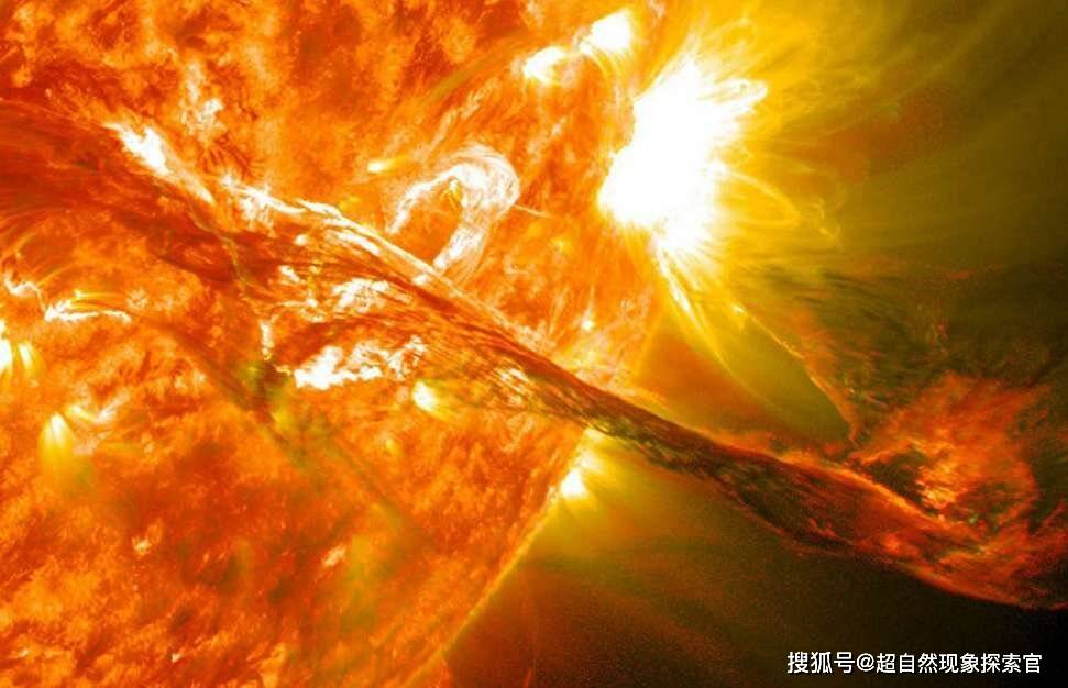 不明飞行物学家确信太阳内部有一个人造结构。科学无法解释 