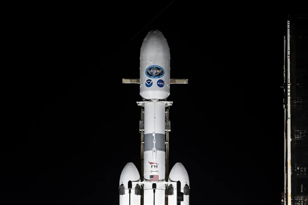 SpaceX重型猎鹰火箭今年首飞：发射世界最先进的卫星