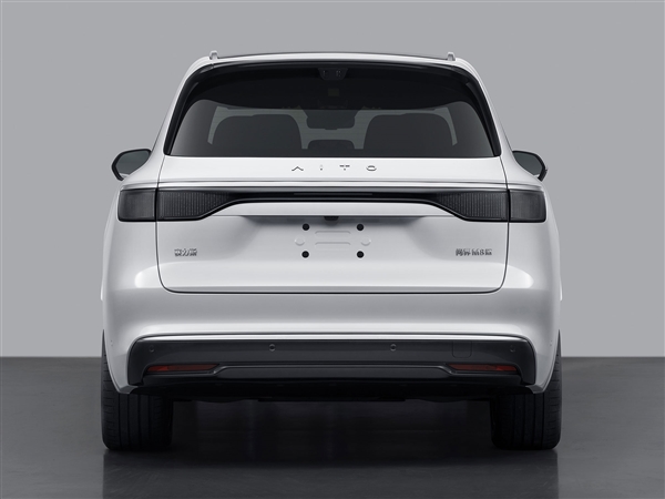 标配宁德时代100度大电池 问界M8 EV申报:理想i8强敌来了