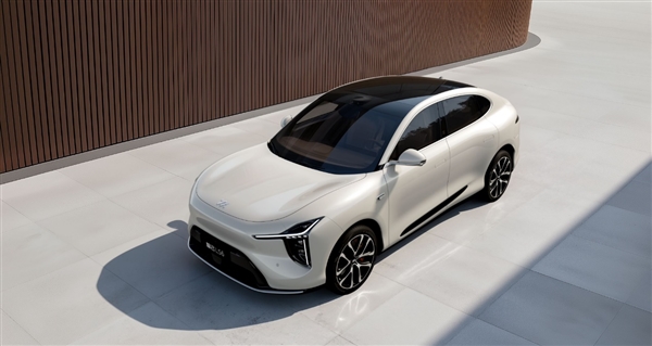 纯电续航450kM 彻底终结油电之争！新一代智己LS6开卖就爆单