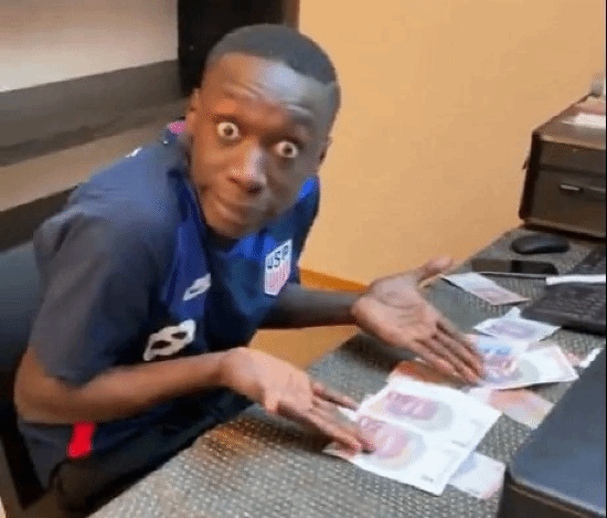 全球第二大网红无语哥中国行!网友:竟然会说话