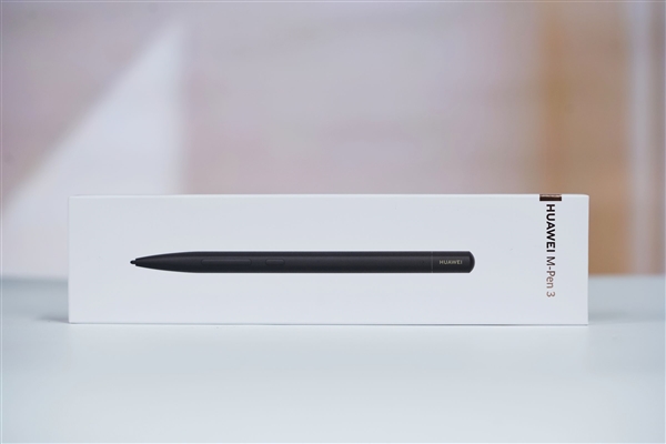 全球第2款三折叠!华为Mate XTs非凡大师图赏