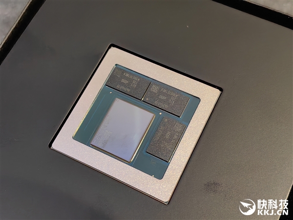 高通骁龙X2 Elite发布:Arm兼容CPU首次跨越5GHz、能效秒杀任何x86