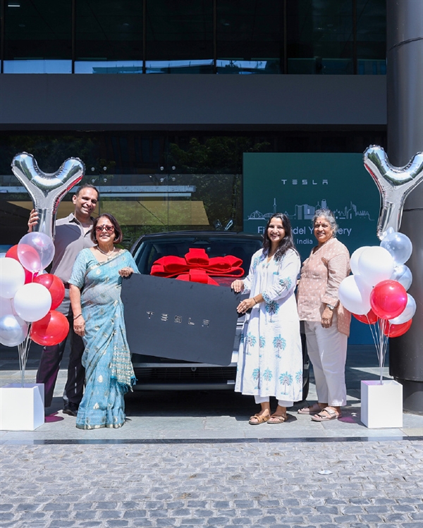 首批特斯拉在印度开启交付 全部来自上海超级工厂