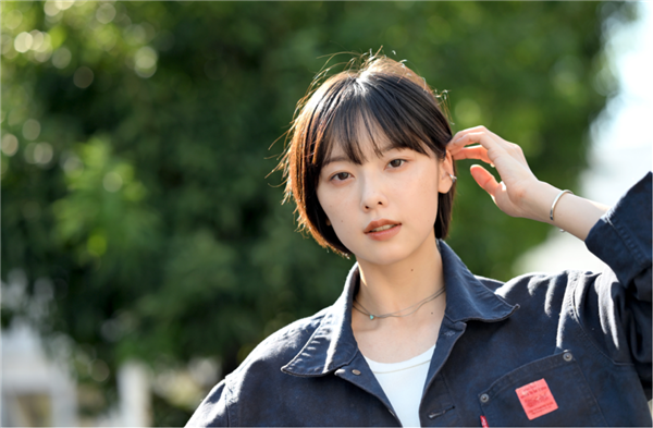 《寂静岭f》的柔弱JK女主 怎么成了寂静岭IP第一狠人