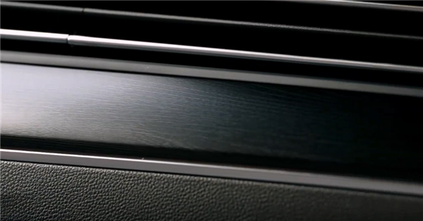 燃油神车 一汽-大众迈腾3000万辆甄选款上市:17.49万元起