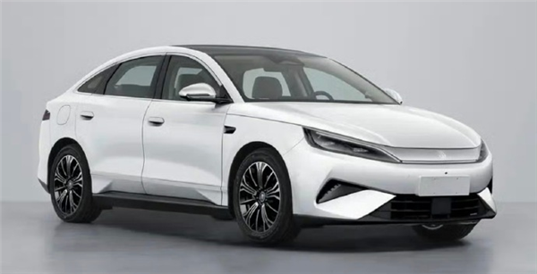 车圈最强流量密码!现在只有俩字:换壳