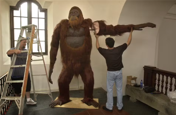 中国远古巨猿 身高3米史上最大灵长类动物 为何20万年前突然灭绝?