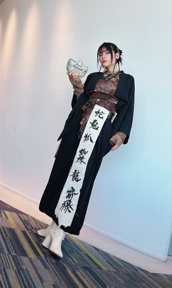 《羊蹄山之魂》女主声优晒个人美照 混血神颜获盛赞