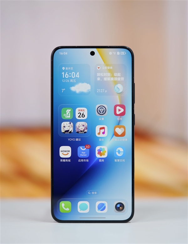 全球首发10000mAh电池!荣耀WIN图赏