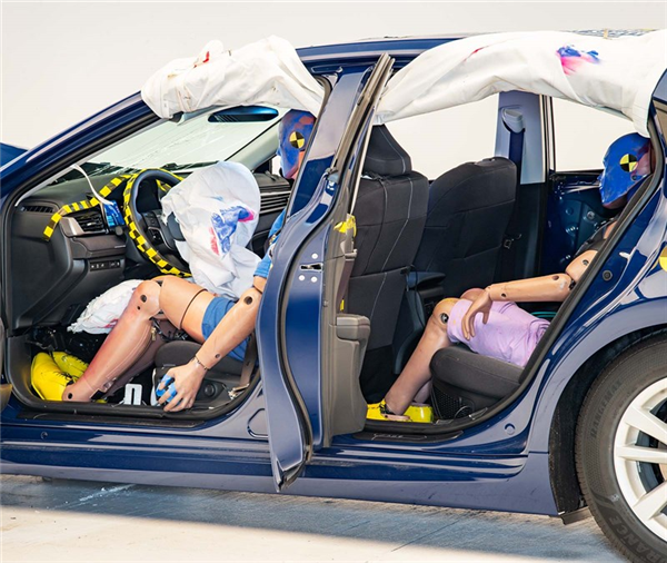 懂车帝的交叉轴测试 炸出没良心车企了?