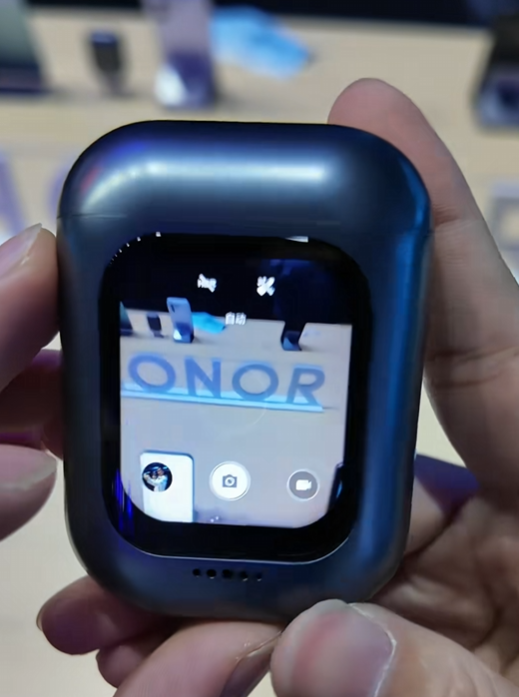 荣耀亲选iotapk AI通话耳机官宣!能插SIM卡打电话 甚至还能装微信、QQ