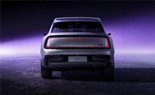 比Q7还能“装”!奥迪国产SUV实拍曝光:轴距超3米+4座大空间