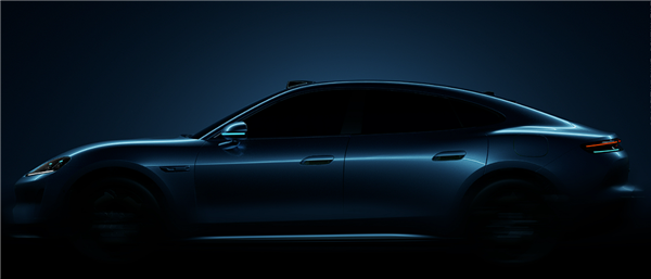 鸿蒙智行尚界Z7实车曝光:设计和保时捷“心有灵犀”