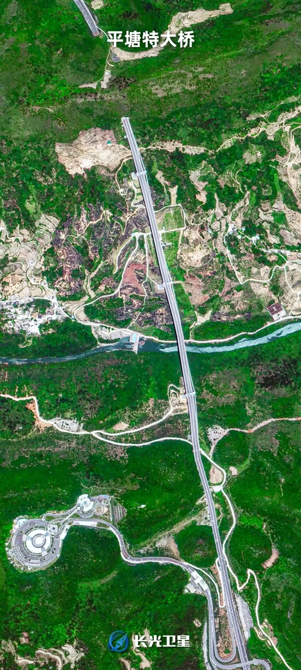 625米+1420米世界双第一！卫星眼中的中国桥梁奇迹
