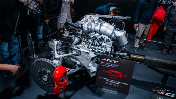 平时规规矩矩的车企 正在东京改装车展上释放天性