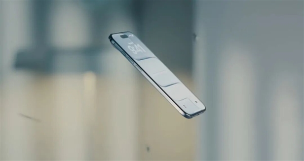 代表安卓出战 荣耀抢了iPhone Air的风头