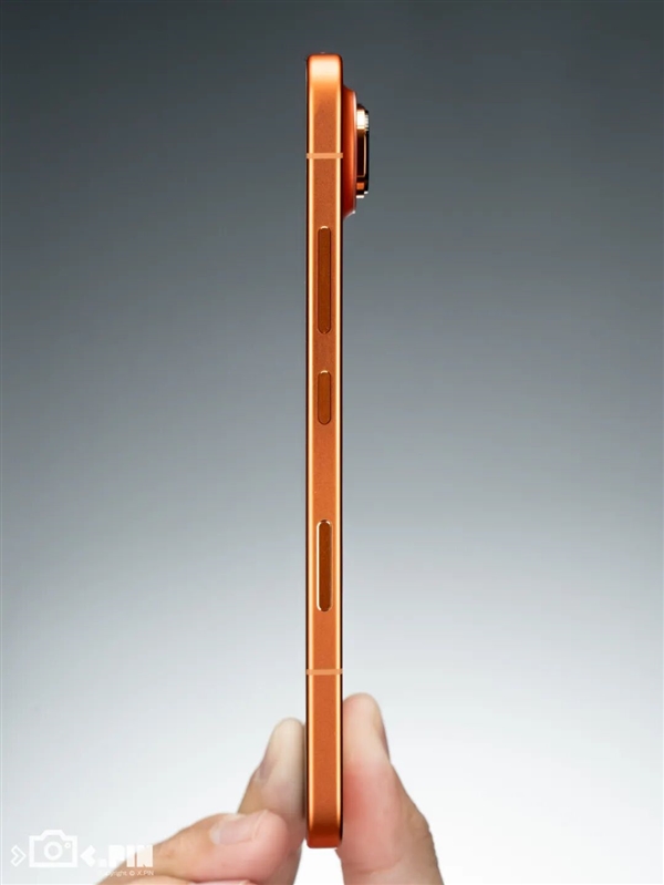 代表安卓出战 荣耀抢了iPhone Air的风头