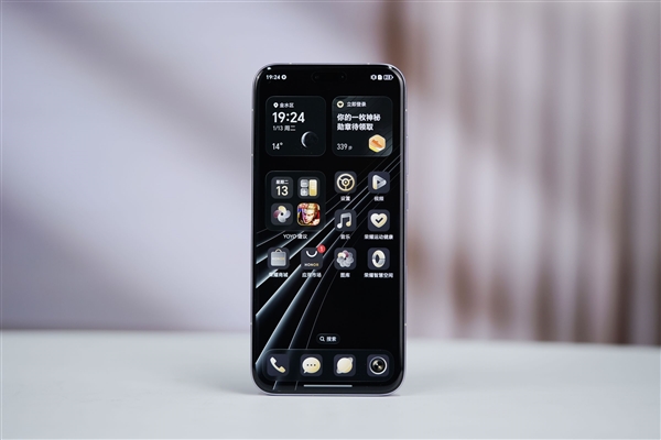 荣耀史上最强旗舰！荣耀Magic8 RSR图赏