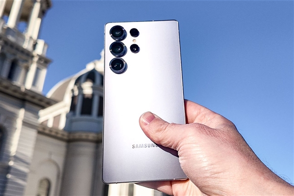 这就是超大杯终极形态!三星S26 Ultra定档本月:安卓机皇回归