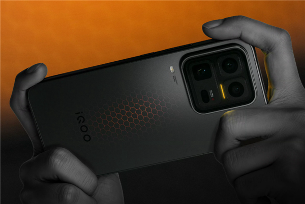 春节换机指南!2026年值得入手的骁龙旗舰盘点:从性能到影像各价位段闭眼选