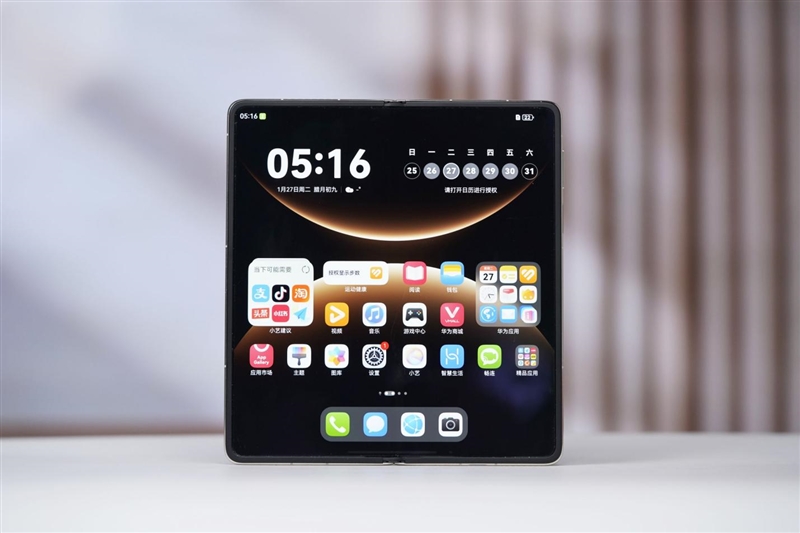 左手 AI右手大屏！华为Mate X7典藏版体验评测：鸿蒙OS 6.0加持 不仅是折叠更是掌上工作站