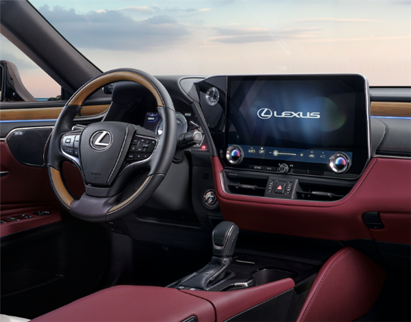 “公路闪电”上新 雷克萨斯ES 200月影双色特别版上市:30.79万起