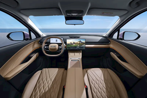 燃油车不死 奇瑞瑞虎7L官图发布：大嘴很精神