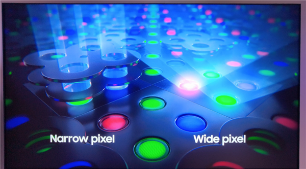 今年的MWC 手机厂商们都开始“不务正业”了