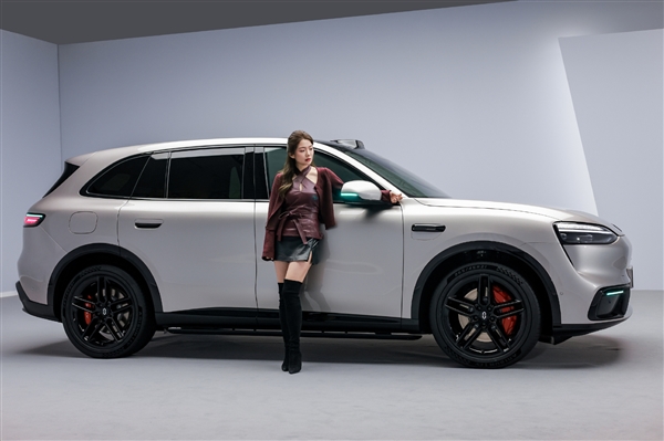 提前锁定大爆款 问界M6内饰曝光：吸引年轻人稳了