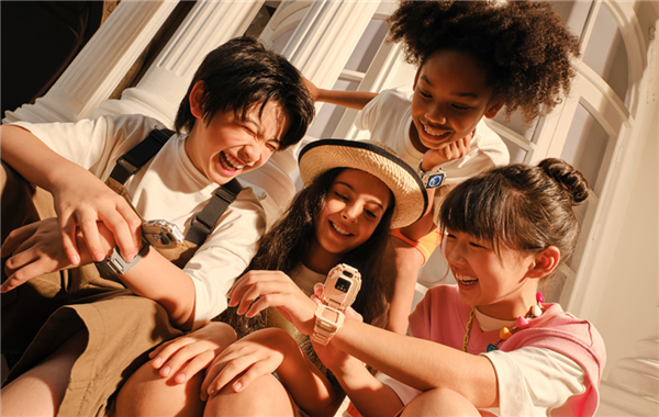 苹果蝉联第一 华为杀回榜首：这届数码圈太刺激了