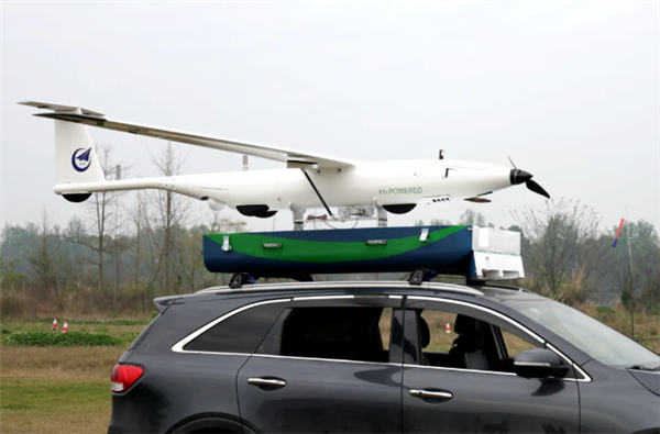 太阳能+氢能+锂电！成飞自主研制长航时静音无人机首飞