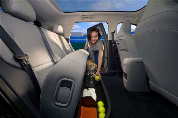 零跑夯爆了!6.58万开卖A10 把激光雷达打到8万级