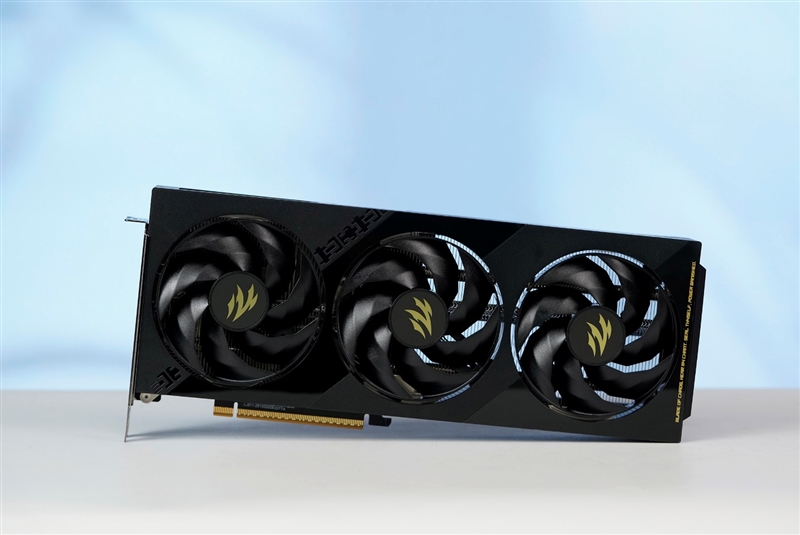 影驰RTX50系列《生化危机9》对比测试:DLSS4提升帧数 路径追踪画质最佳 从主流到高端总有一款适合你