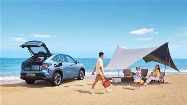 起步就是纯电220km长续航 吉利博越增程SUV上市：限时10.79万起