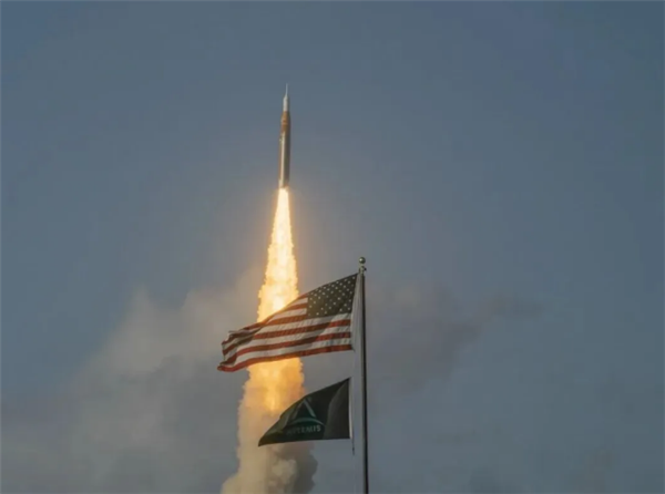 美国绕月火箭宇航员一度与地面失联 星链卫星故障再引担忧