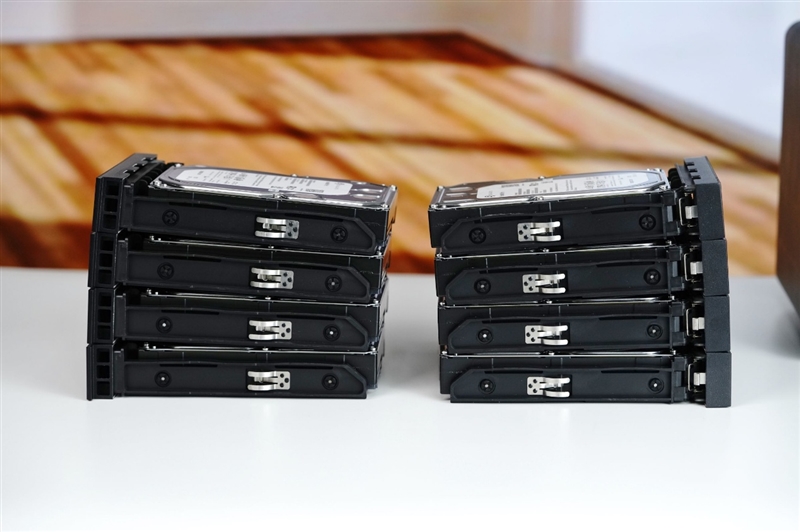 性能媲美SSD！希捷雷孜LaCie 8big Pro5 评测：专业创作的终极存储方案