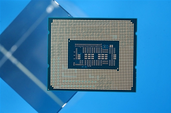 超频、PCIe 5.0！Intel B660千元主板喜获两大神技