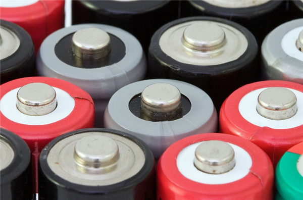 日企研发出新圆柱状固态电池：容量增至25倍