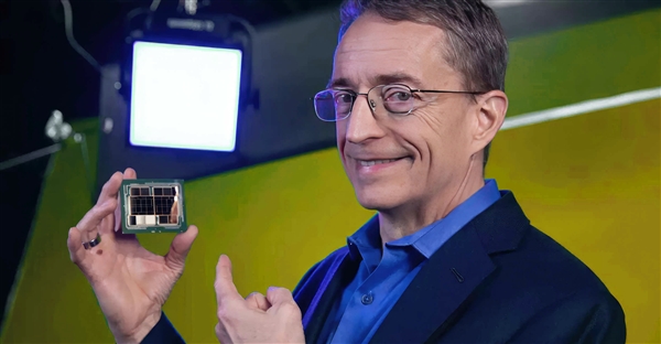 1000+亿晶体管怪物！Intel GPU Max诞生一年半就被放弃