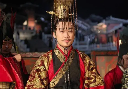 霍光手中的势力那么大 刘病已又是怎么坐稳皇位的（这样也行？）